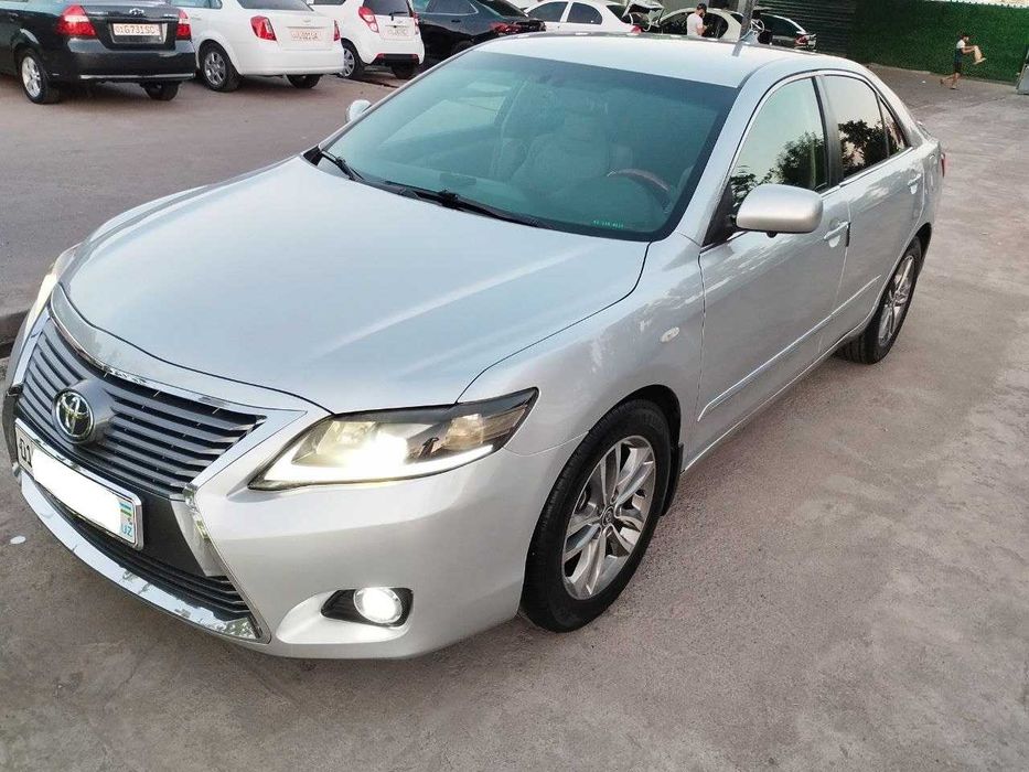 Продаётся Toyota "Camry" 40
