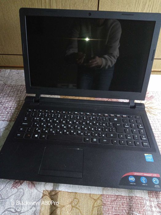 Лаптоп Леново.           .