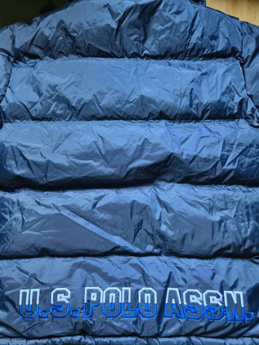 Vand geaca de iarna US Polo ASSN foarte groasa noua nepurtata