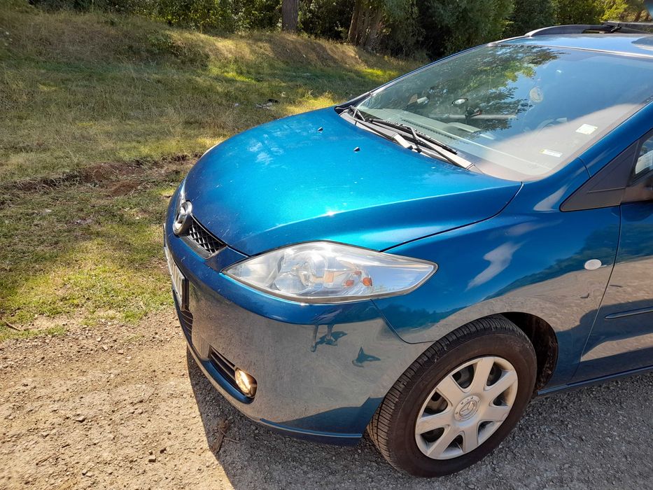 Продавам Mazda 5 1,8