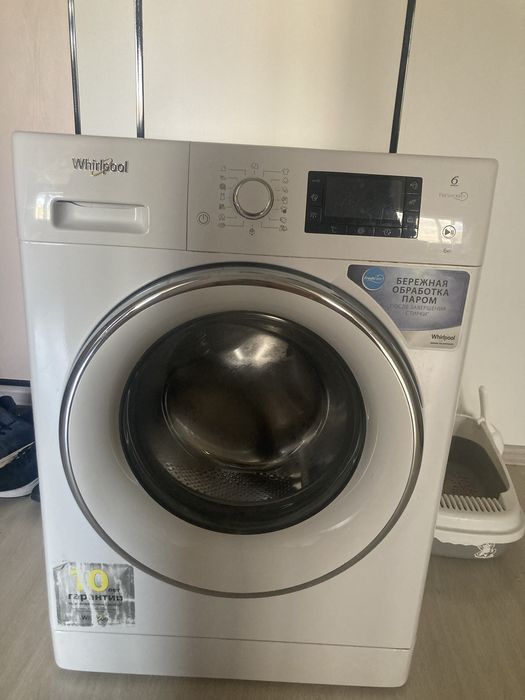 Продам стиральную машинку Whirlpool