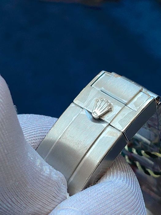 Rolex Starbucks, 3235 с 2 секунди отклонение