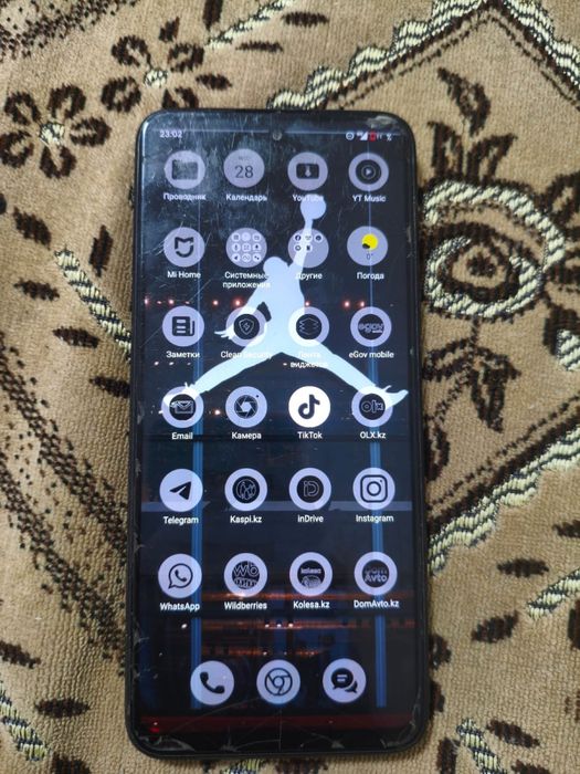 Xiaomi Redmi 12 /