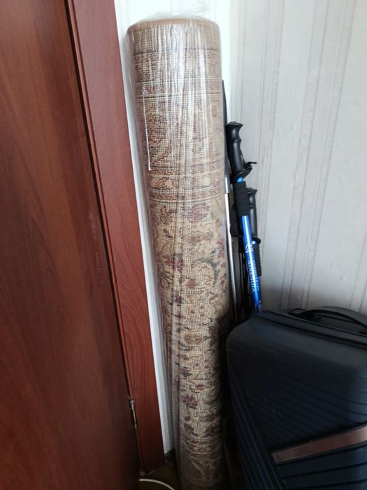 Продам ковер и ковровые дорожки