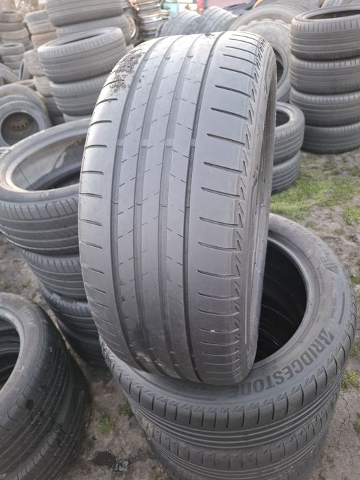 Vand set 4 anvelope 225 50 17 brigestone de vara bune dot 2021