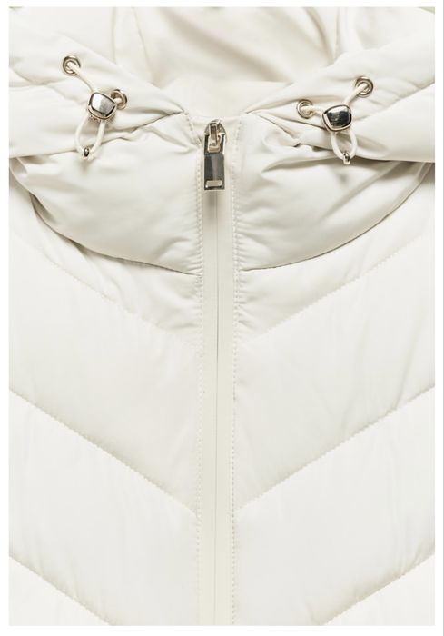 Куртка Zara белая