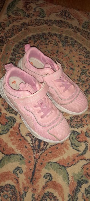 Детски маратонки номер 35