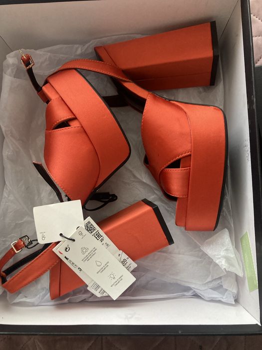 Дамски сандали Зара