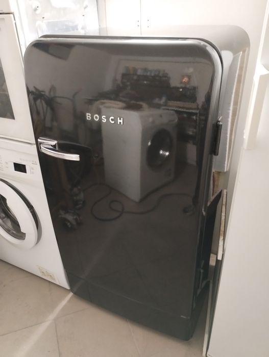 Ретро хладилник BOSCH edition