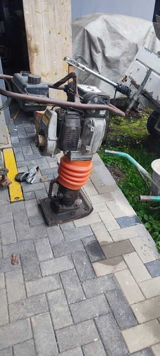 mai compactor bomag bt65