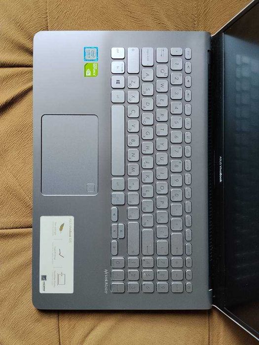 Asus S15 S530FN Intel i7/8GB/256GB SSD/1TB HDD/Nvidia MX150 2GB/2 часа
