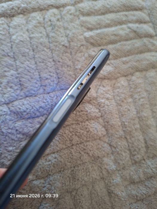 Продам xiaomi redmi note 9s