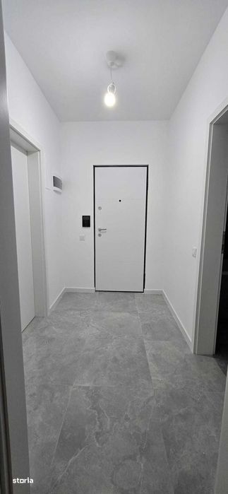 Apartament 2 camere, Zona Coresi, Tractorul
