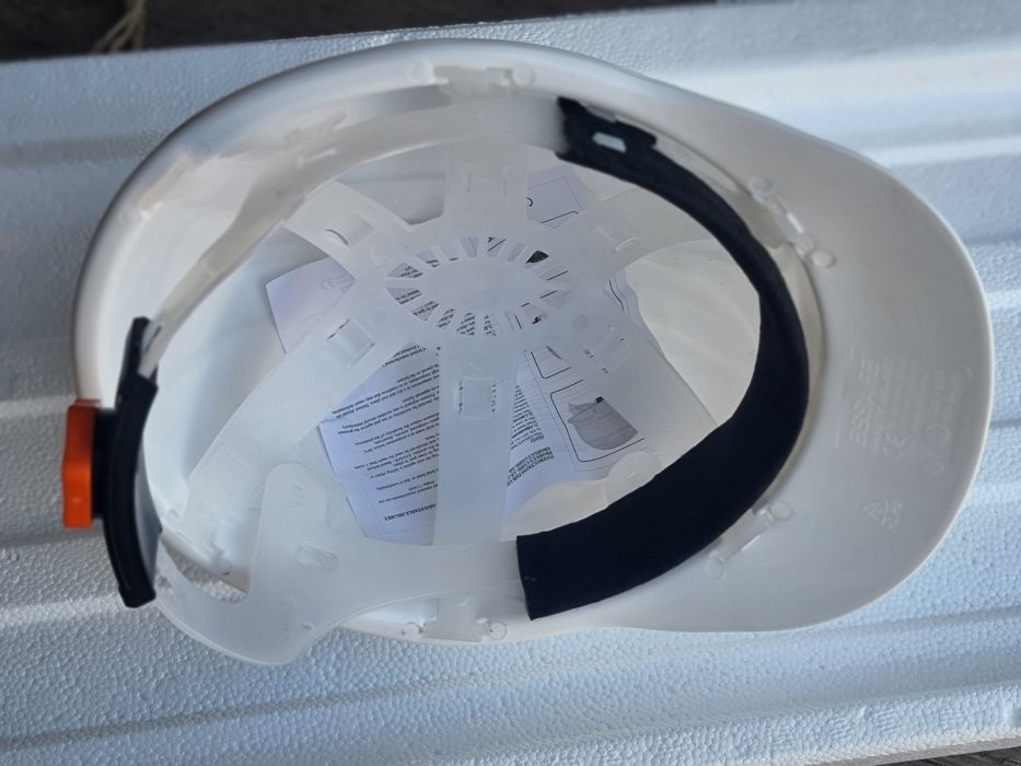 Каска белый турецкая