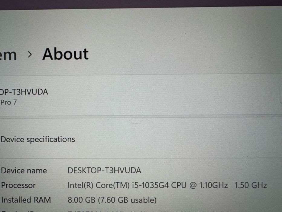 Laptop 2 in 1 Microsoft Surface Pro 7 cu procesor Intel Core i5-1035G4