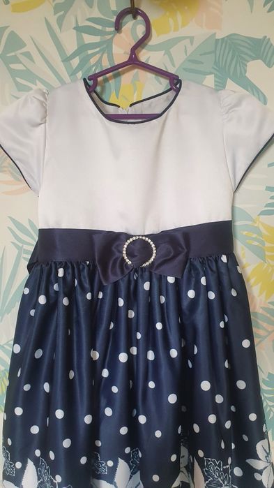 Нарядное платье на выпускной