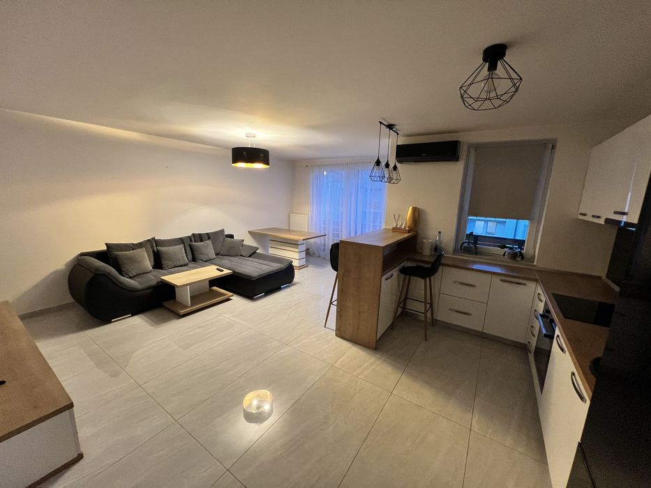 Inchiriez apart Unirii Ama Residence