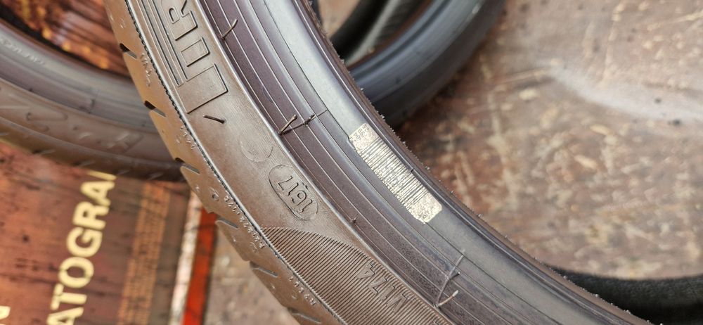 2 Anvelope ca noi Pirelli 245 35 R20 de vara