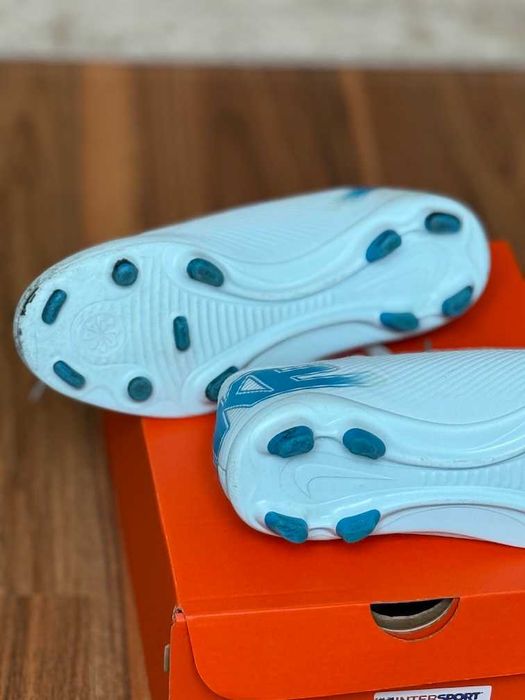 Adidasi NIKE copii baieti fotbal 37 1/2 Mercurial Vapor JR 16 Club