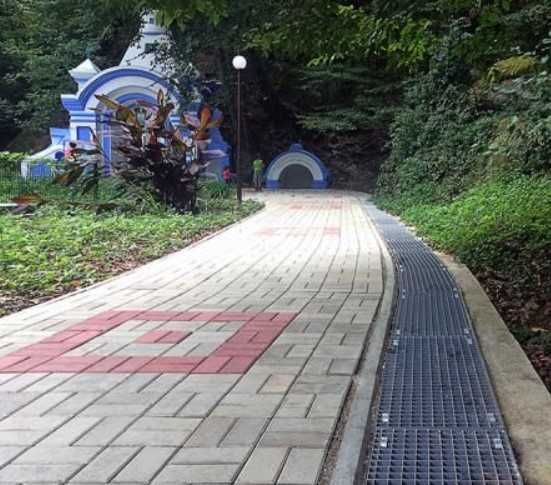 Лоток водоотводный + решетка Gidrolica DN300