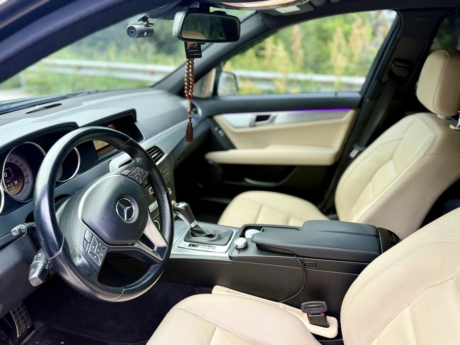 Mercedes c250 cdi 4 matic an 2013 facelift  Automat