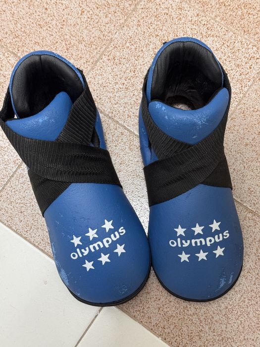 Протектори за крака и ръкавици