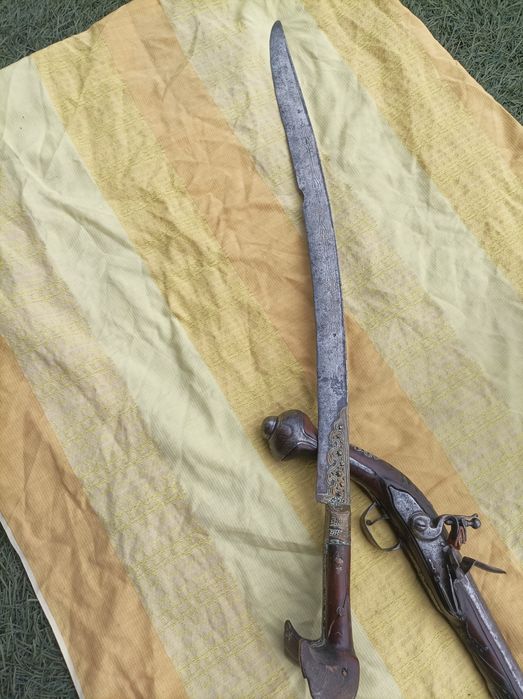 Нож ,ятаган автентичен