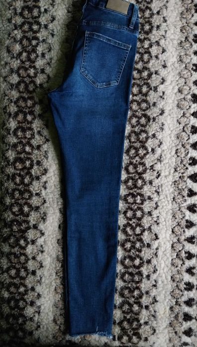 Нови дамски дънки