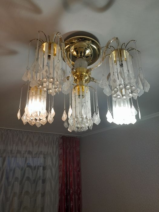 Продам люстру,сито для муки ikea