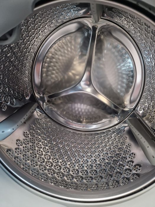 Пералня със сушилня  Термополпа Aeg 9000 serie