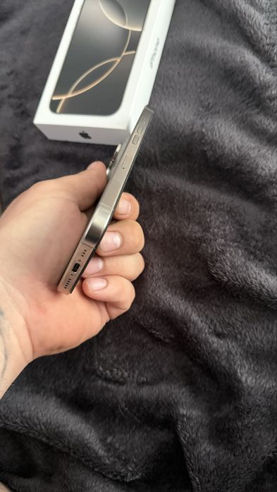 Vand Iphone 16 pro