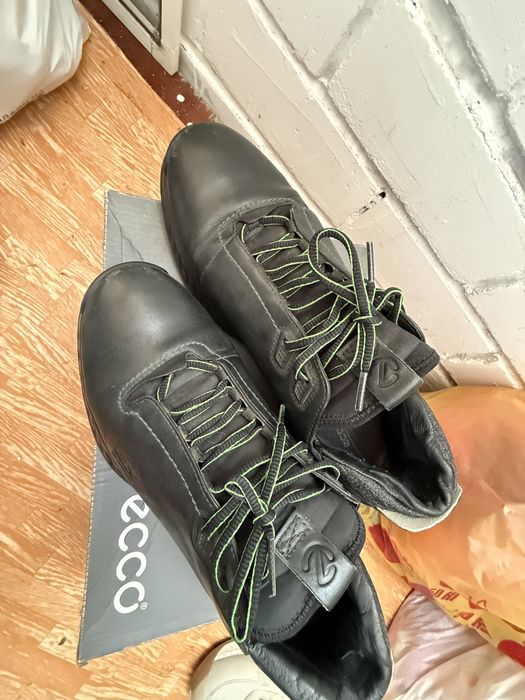 Ecco Продам мужские кроссовки