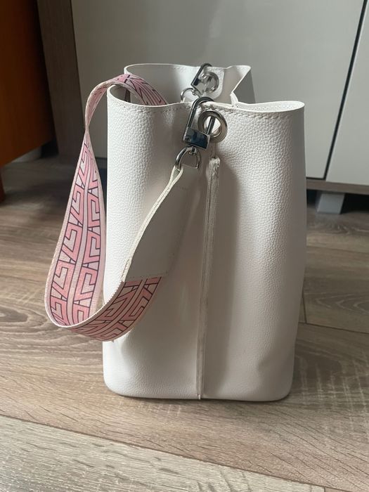 Geantă Ivory încăpătoare din piele ecologică de calitate Mohito