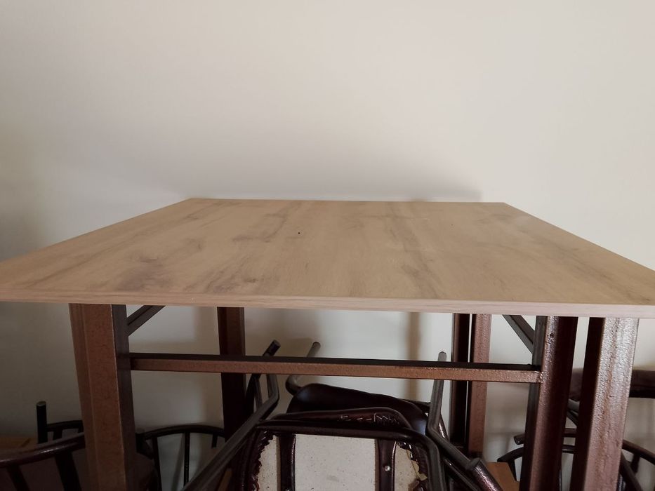 Стол стул сотилади