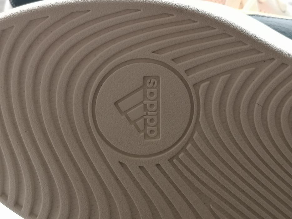 Маратонки Adidas 40, 2/3