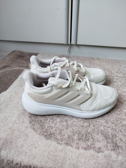 Дамски маратонки Adidas номер 37