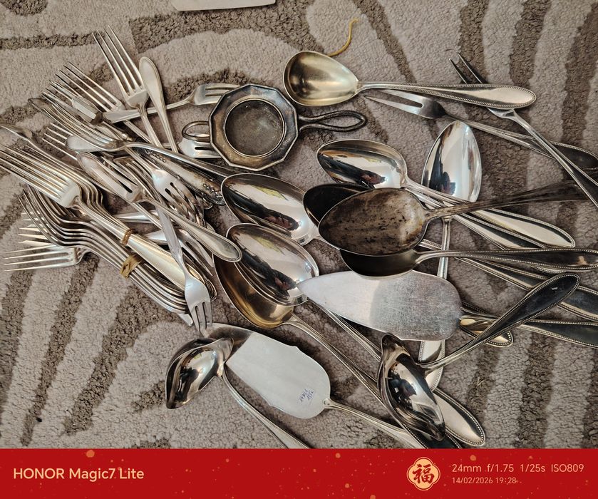 Argint linguri ,lingurițe  etc.