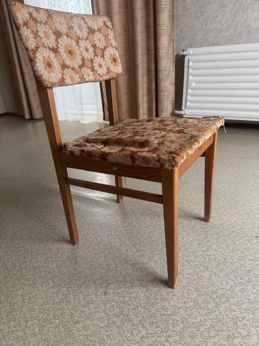 Продам стулья ГДР