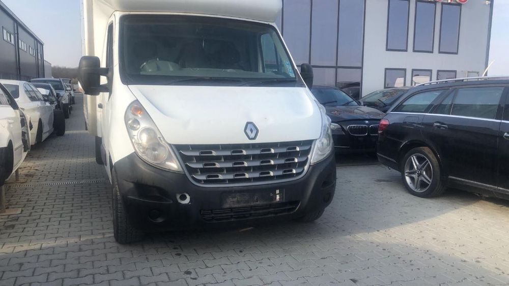 Dezmembram Renault Master 2.3 D an fabr 2013