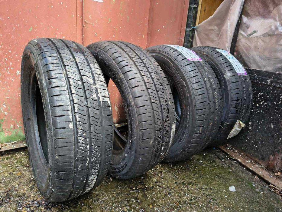2 броя Гуми НОВИ неупотребявани за бус или ван Nexen Tire Roadian CT8 215/65R 16C 109/107T 8PR