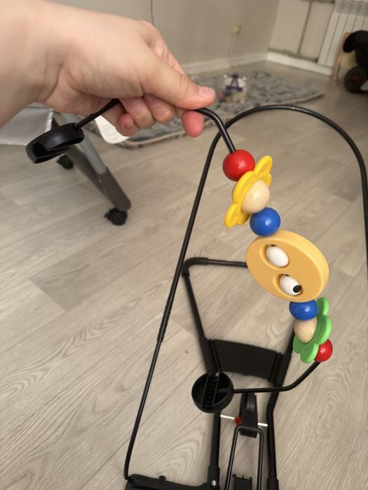 Продам шезлонг новый