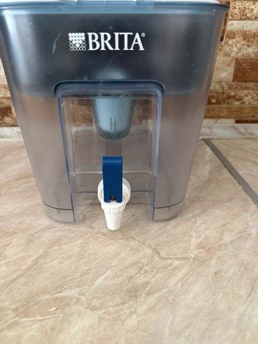 Контейнер за пречистване на вода