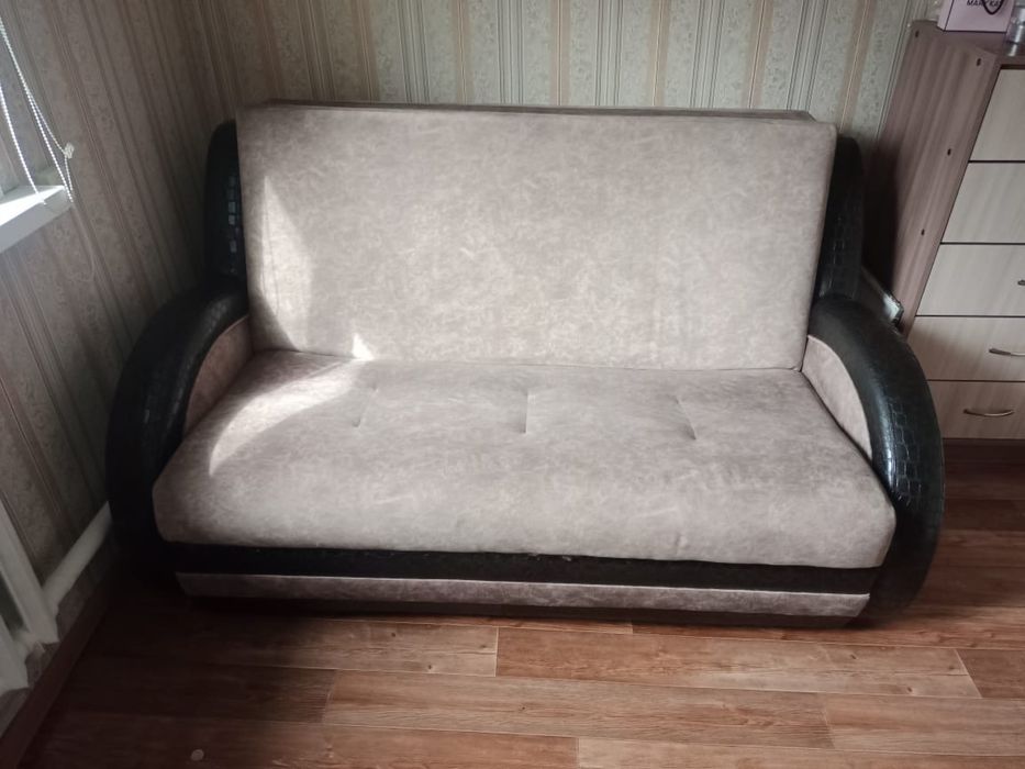 Продам мини диван