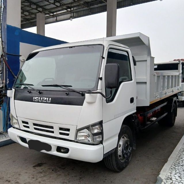 Isuzu NQR71zavot  2013