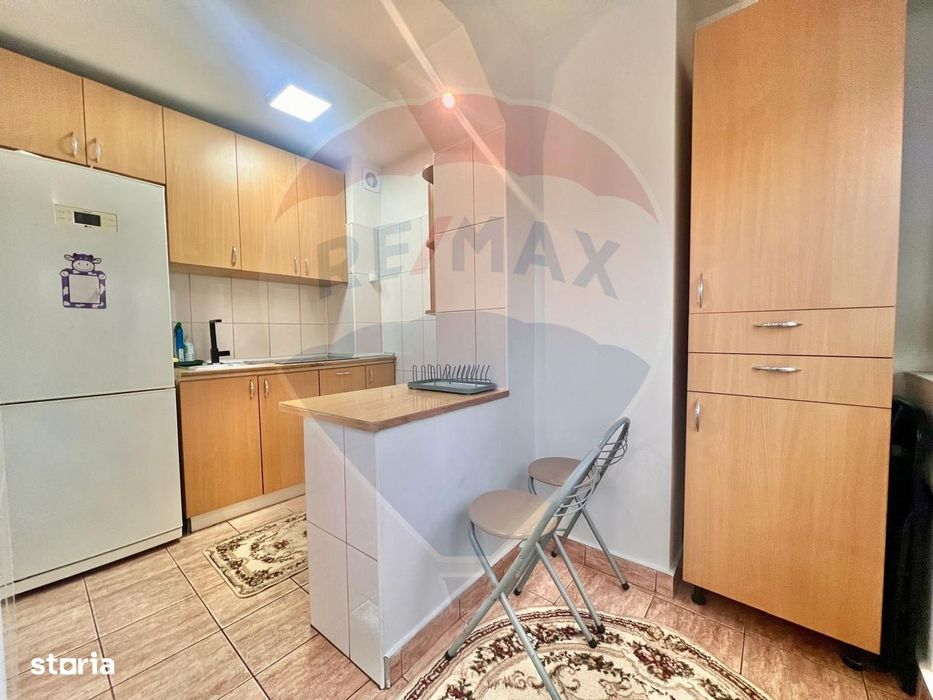 De închiriat garsonieră în zona Nufarul