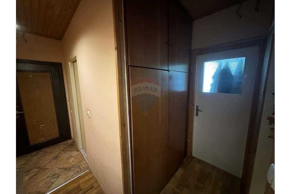 Продава се Двустаен апартамент в Шумен, Болницата - 59 кв.м за 1349 €/кв.м - Снимка #3
