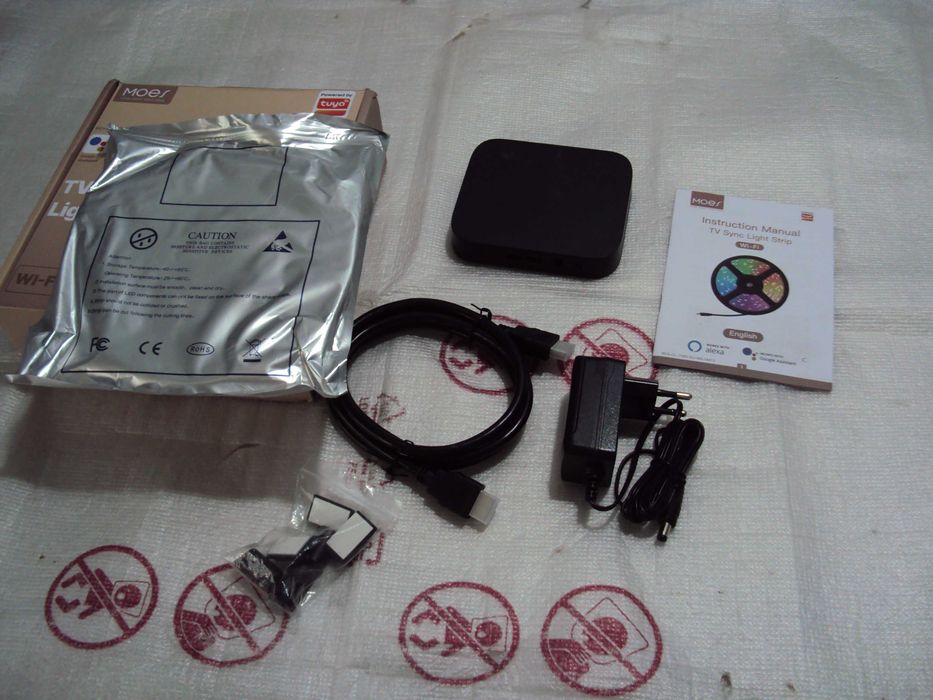 banda luminoasă pentru sincronizare TV Moes WLS-CL-TV55-EU-MS-WIFI