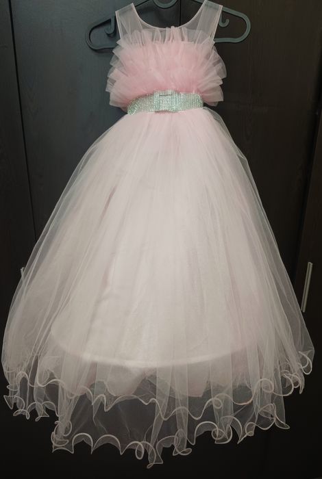 Рокля за повод 110-116