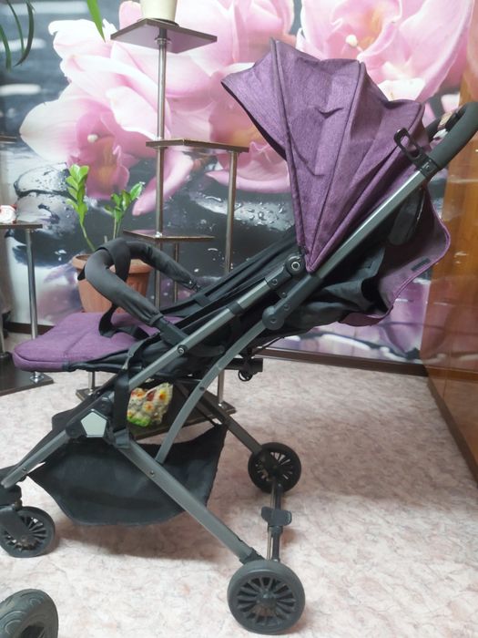 Продам коляску  в хорошем  качестве