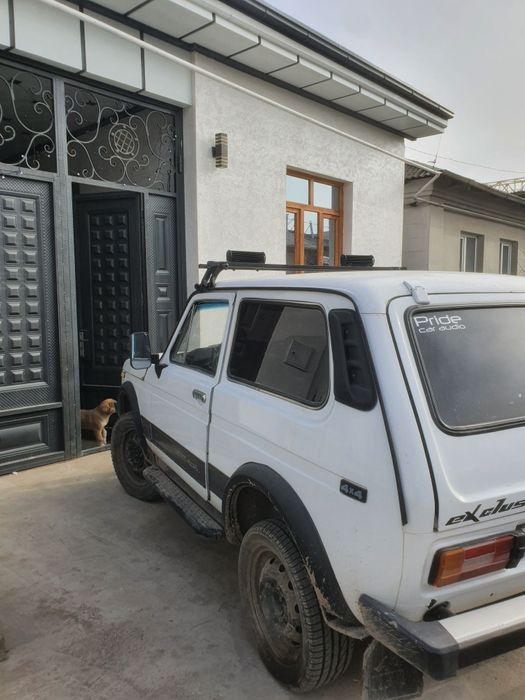 Vaz 21 21 moshina yahshi holatda